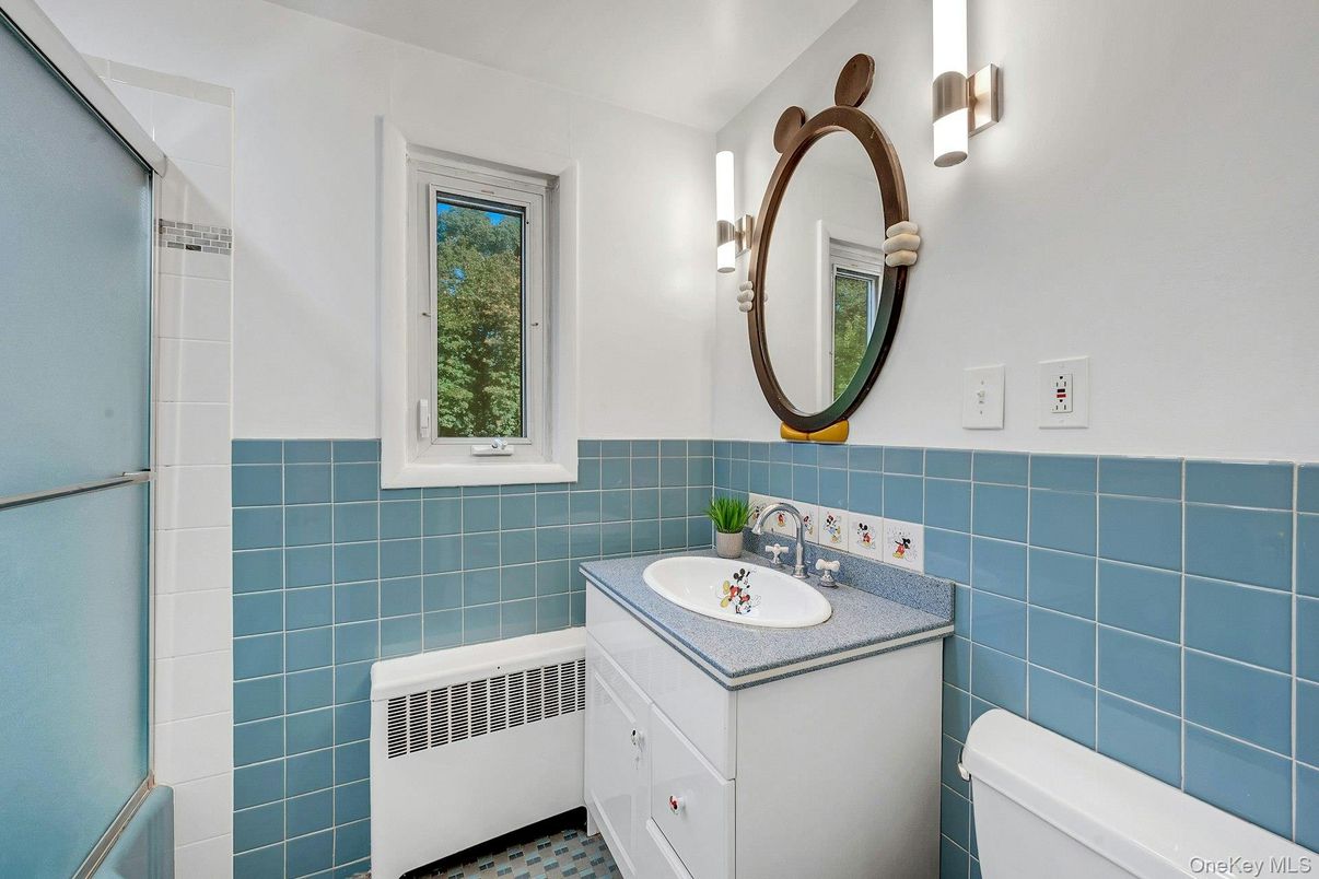 Bathroom, Interior