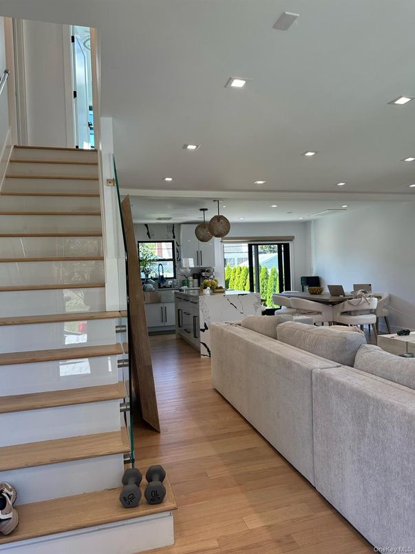 Interior, Kitchen, Living room, Pendant Lights, Recessed Lighting, Wood Texture Flooring