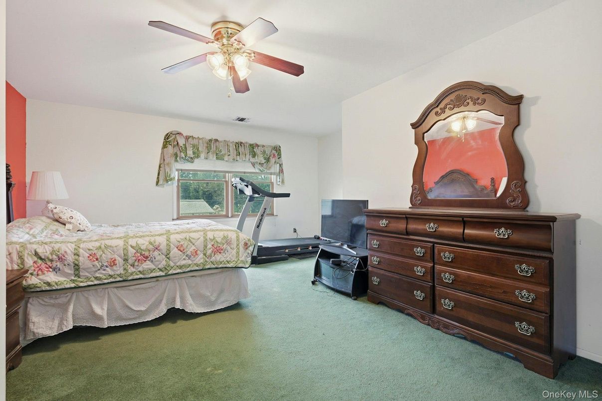 Bedroom, Fitness Equipment, Interior