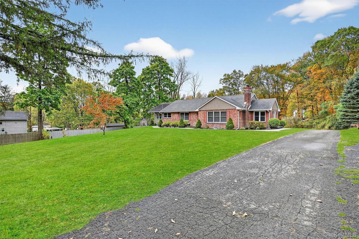 Backyard, Exterior, Facade, Brick Facade, Cape Cod