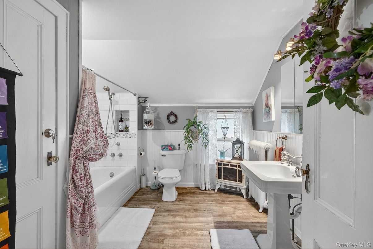 Bathroom, Interior, Wood Texture Flooring