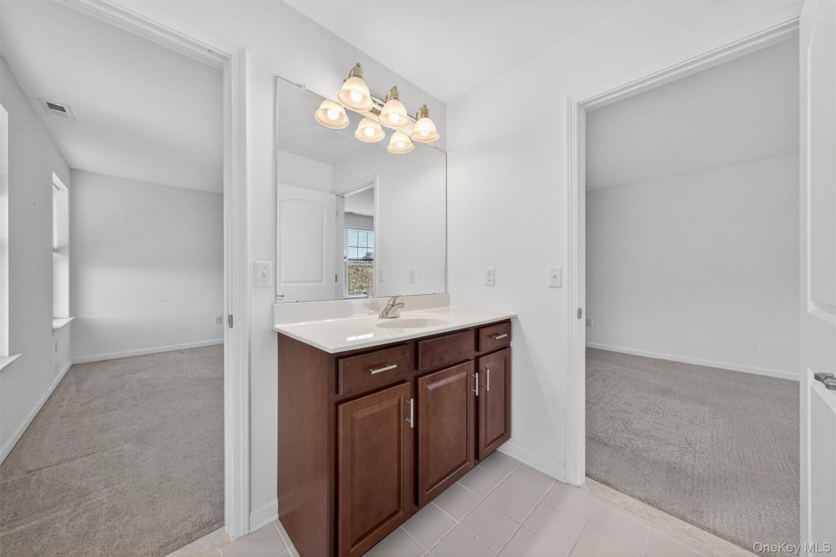 Bathroom, Empty room, Interior