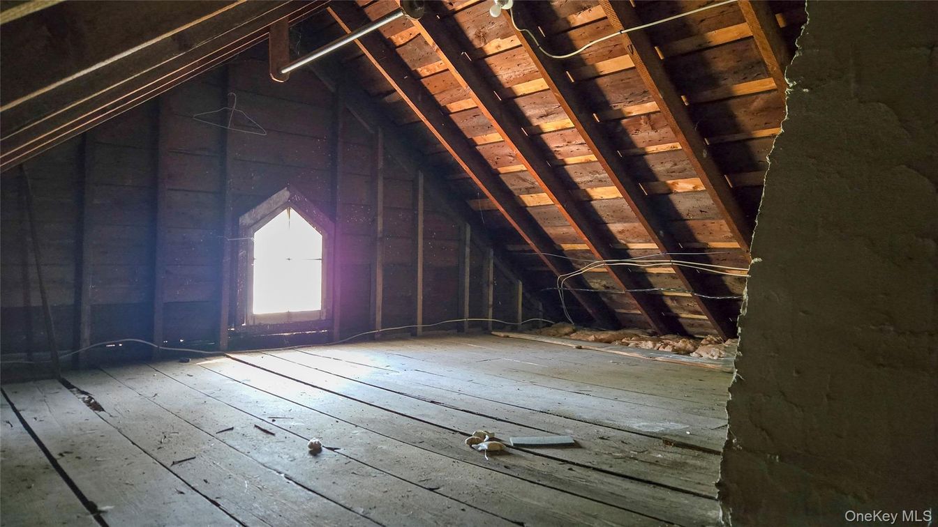 Empty room, Interior, Wooden Beams, Wooden Ceilings, Wood Texture Flooring