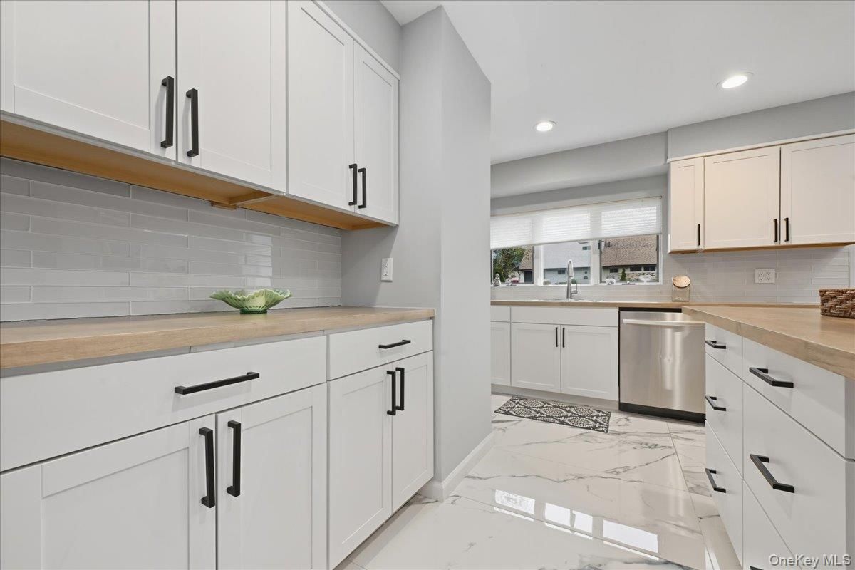 Interior, Kitchen, Marble, Recessed Lighting