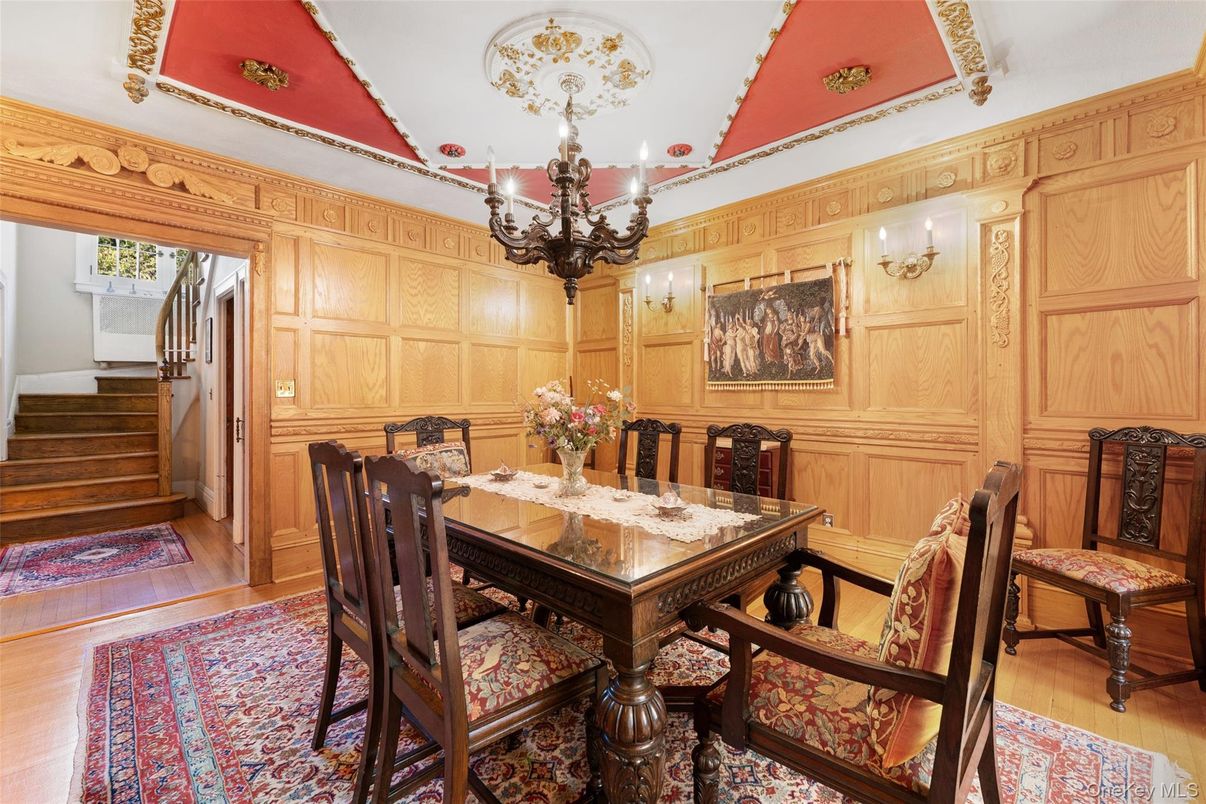 Chandelier, Dining room, Interior, Wood Texture Flooring, Wooden Walls