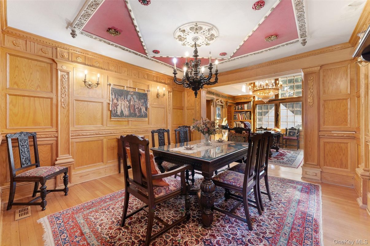 Chandelier, Dining room, Interior, Wood Texture Flooring, Wooden Walls
