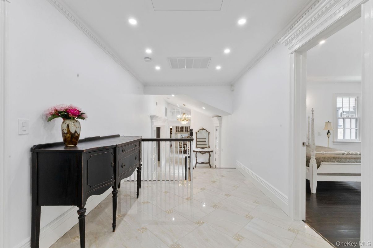 Chandelier, Interior, Recessed Lighting