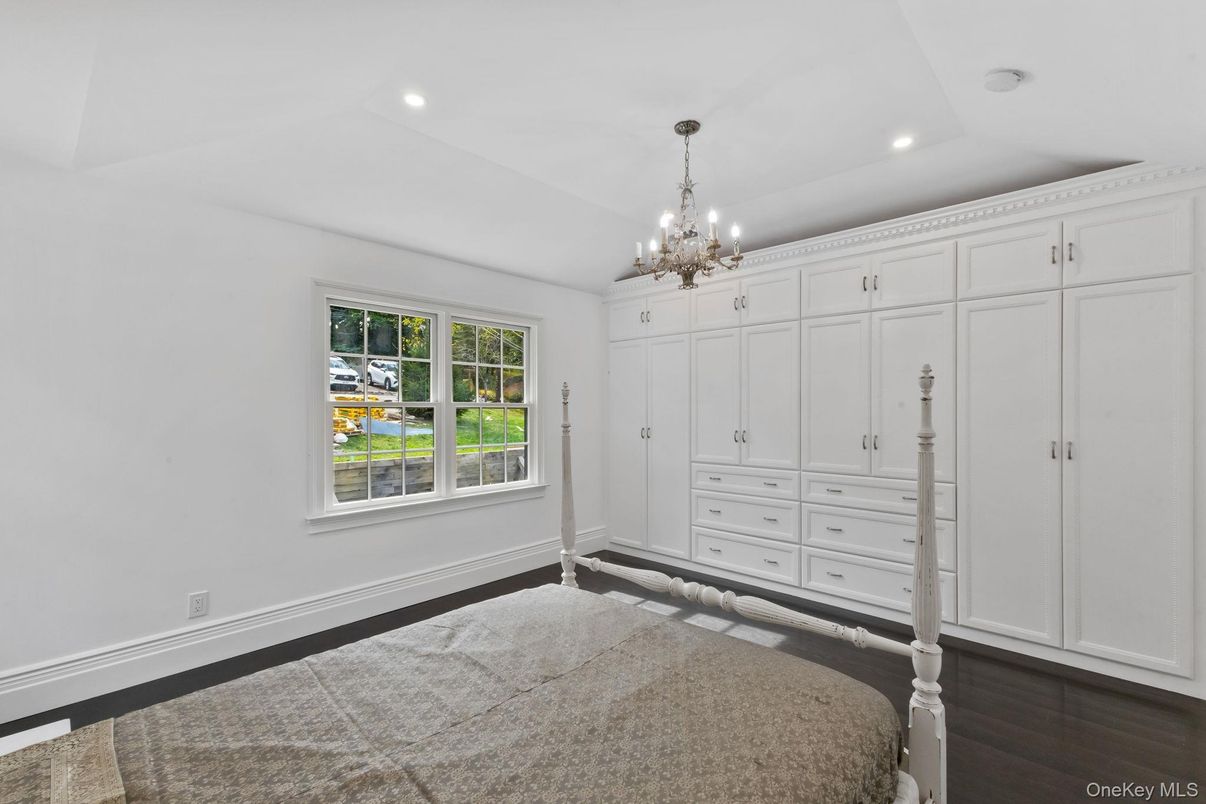 Chandelier, Interior, Recessed Lighting