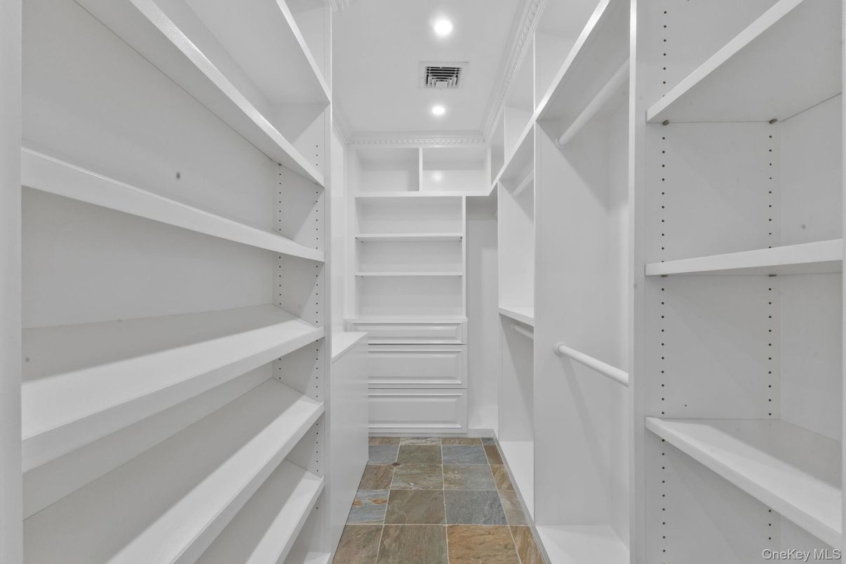 Interior, Recessed Lighting, Walk-in Closets