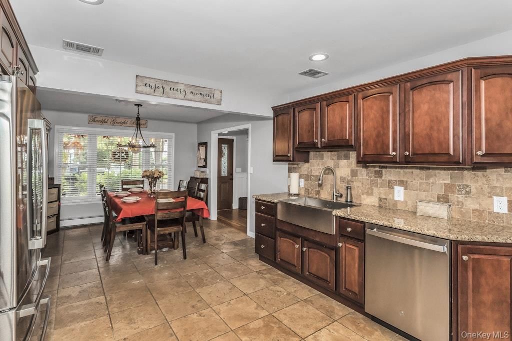 Dining room, Interior, Kitchen, Pendant Lights, Recessed Lighting