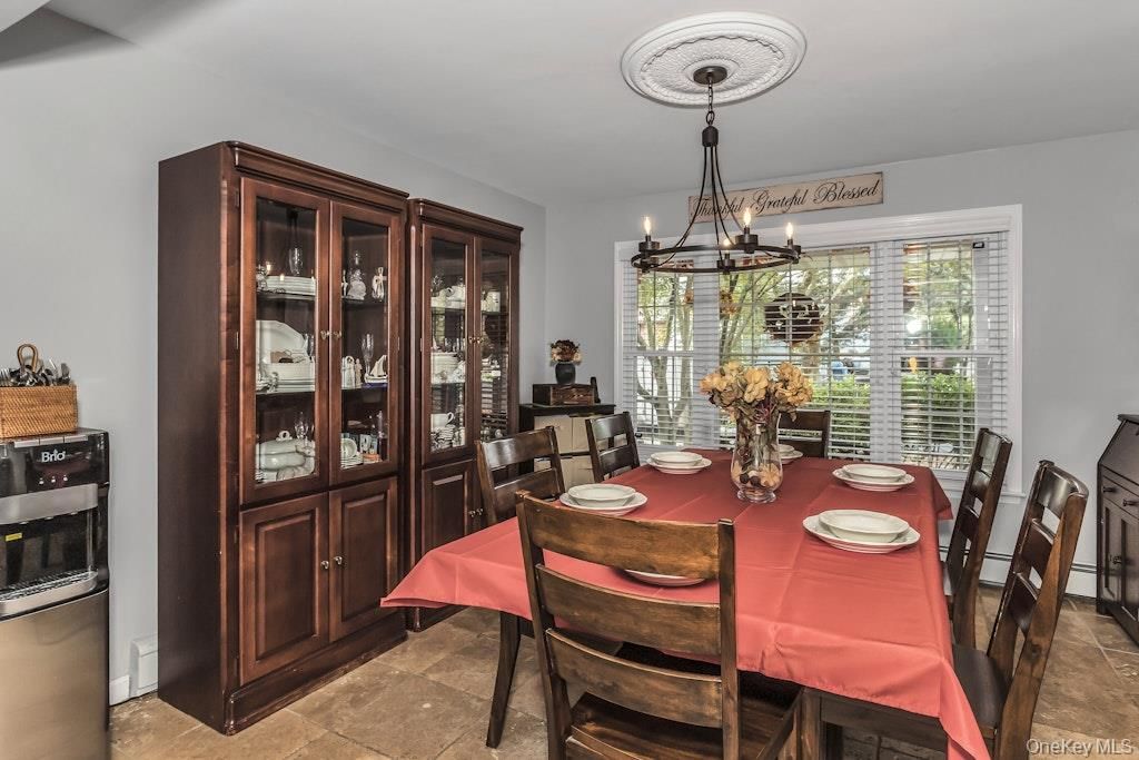 Dining room, Interior, Pendant Lights