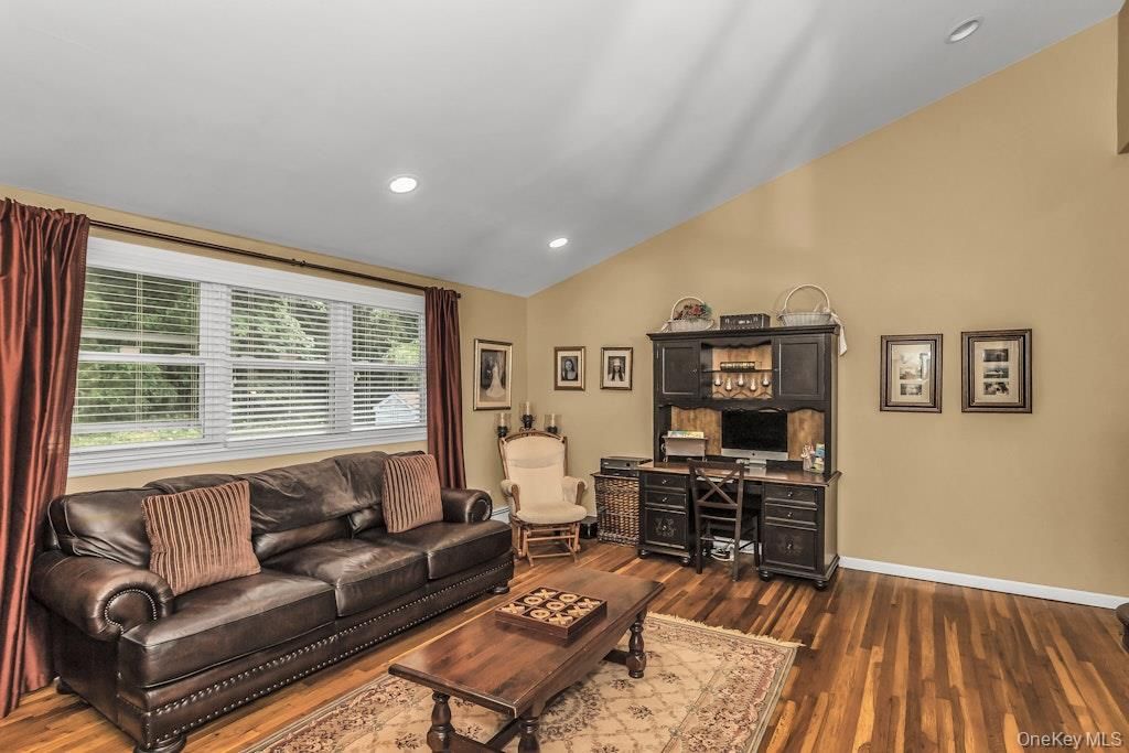 Home Office, Interior, Living room, Recessed Lighting, Wood Texture Flooring