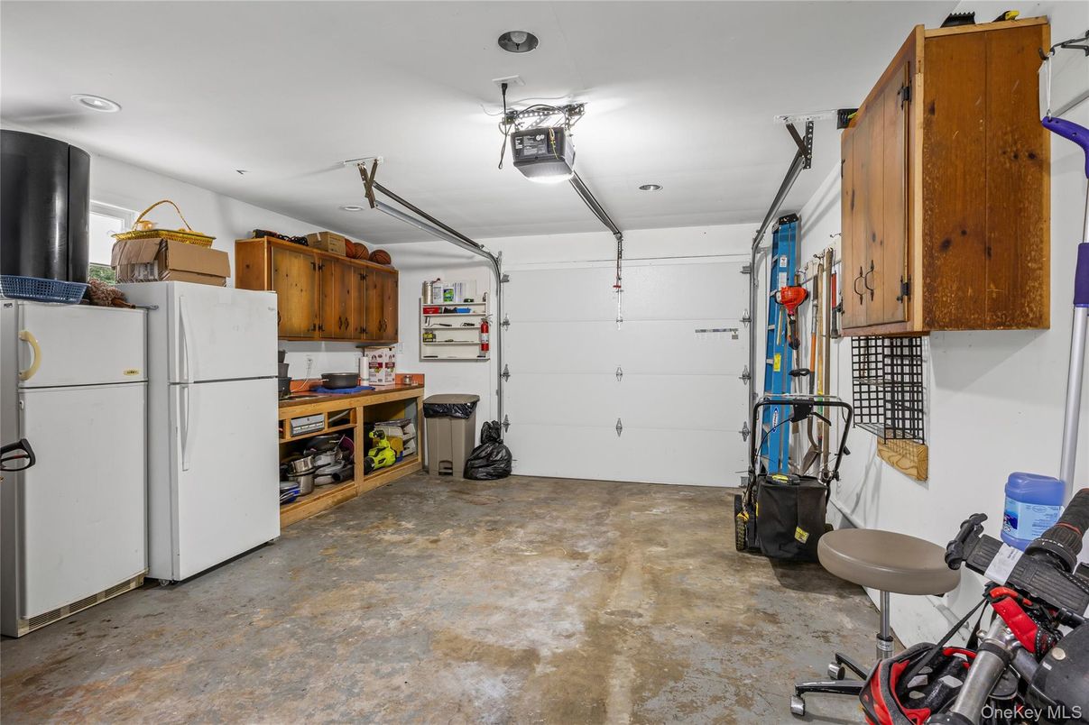 Garage, Interior, Recessed Lighting