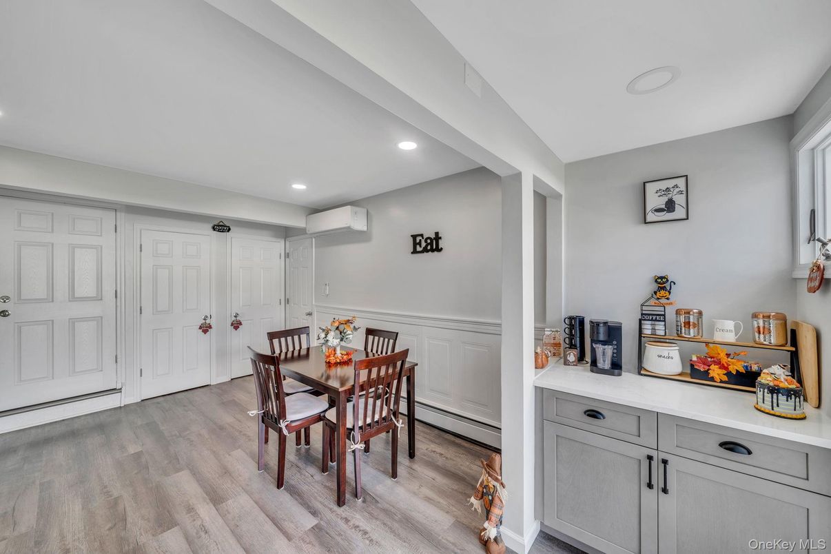 Dining room, Interior, Recessed Lighting, Wood Texture Flooring