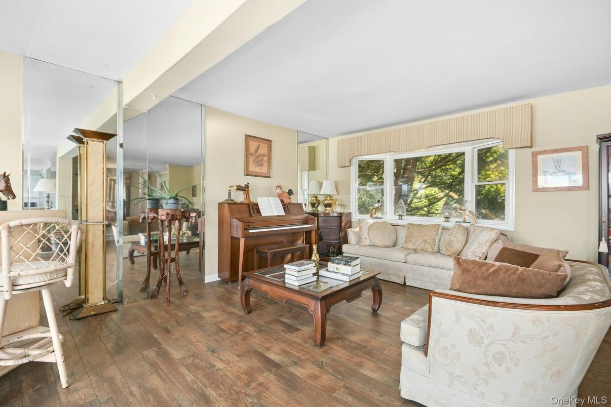 Interior, Living room, Piano, Wood Texture Flooring
