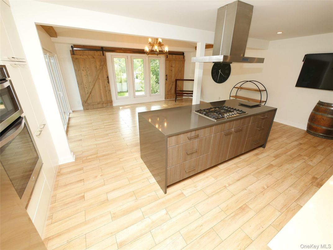 Chandelier, Interior, Kitchen, Recessed Lighting, Wood Texture Flooring