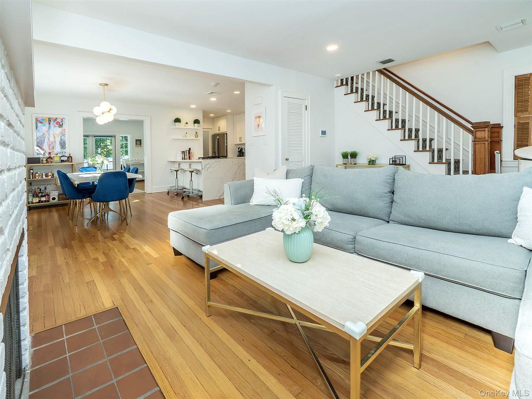 Dining room, Interior, Kitchen, Living room, Pendant Lights, Recessed Lighting, Wood Texture Flooring