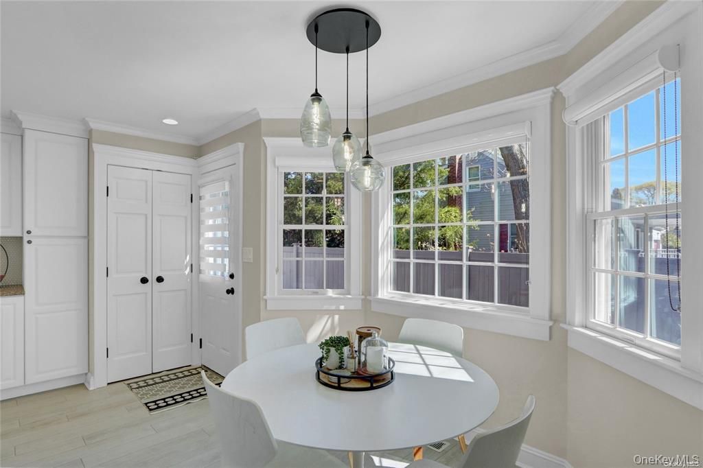 Dining room, Interior, Pendant Lights, Recessed Lighting, Wood Texture Flooring