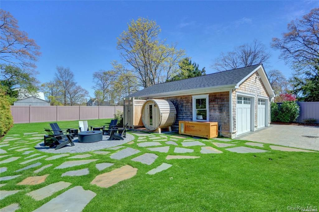 Backyard, Detached Garage, Exterior