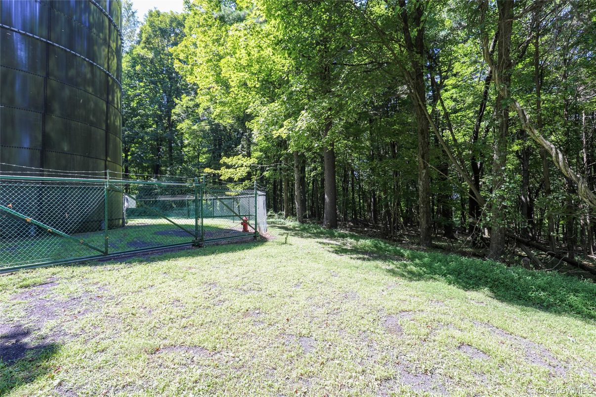 Backyard, Exterior, Tennis Courts