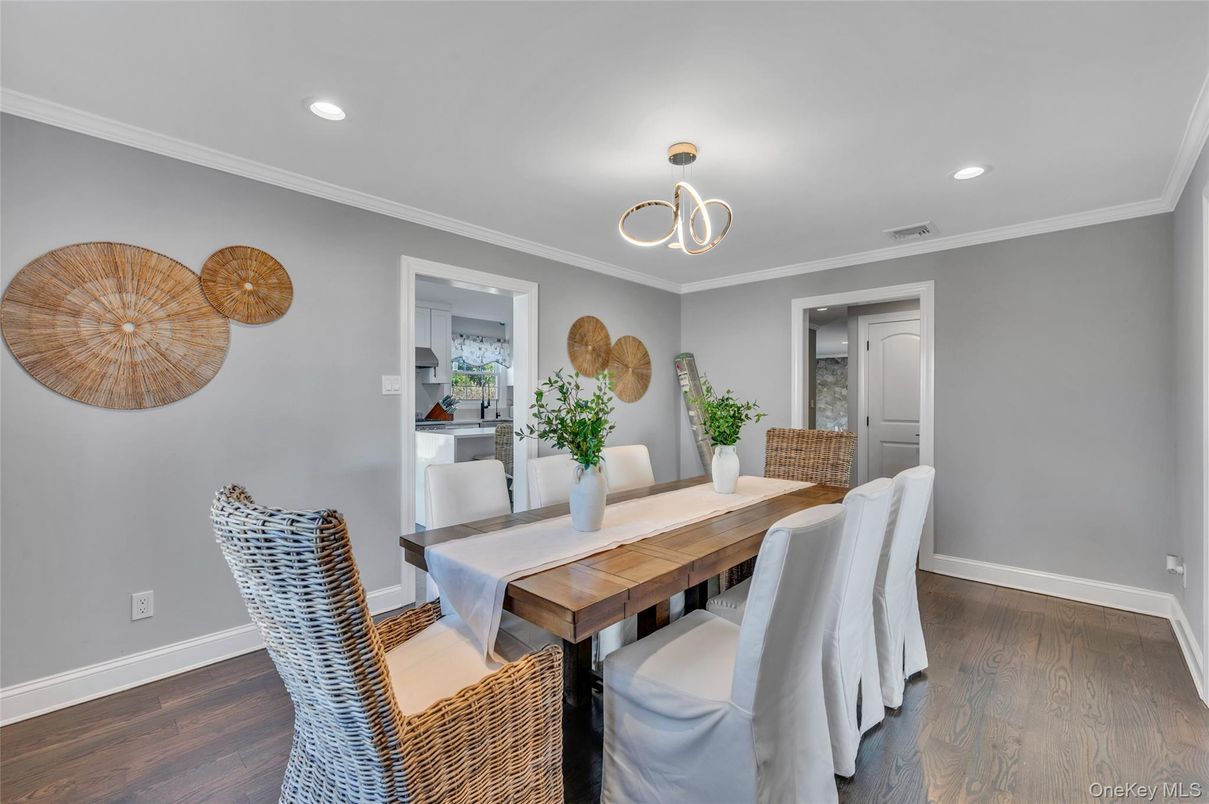 Dining room, Interior, Pendant Lights, Recessed Lighting, Wood Texture Flooring