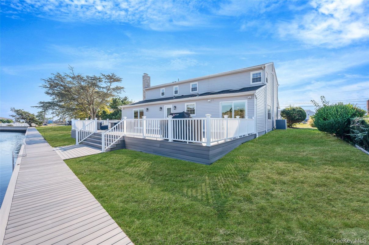 Backyard, Exterior, Water