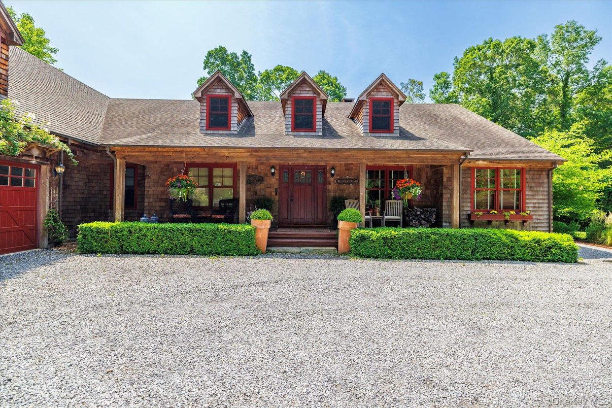 Attached, Exterior, Facade, Log Home