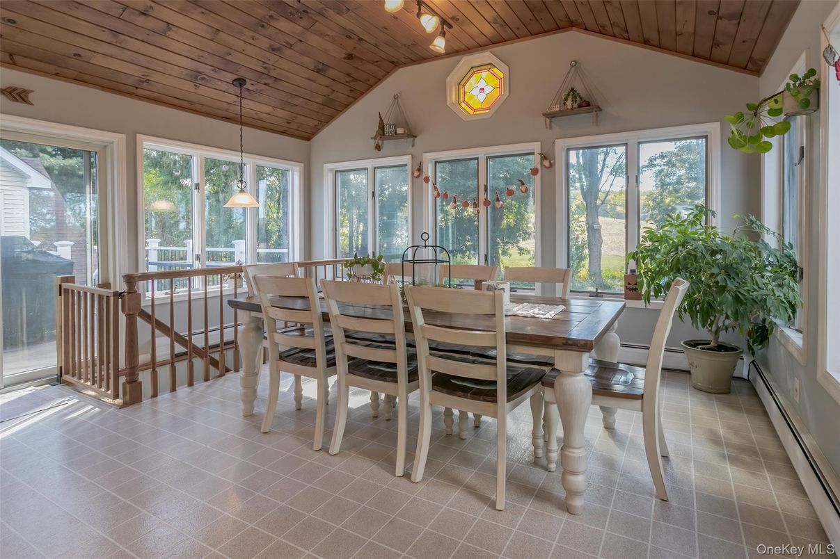 Dining room, Interior, Pendant Lights, Wooden Ceilings