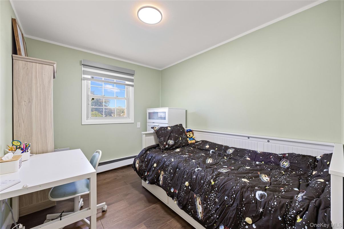 Bedroom, Home Office, Interior, Wood Texture Flooring