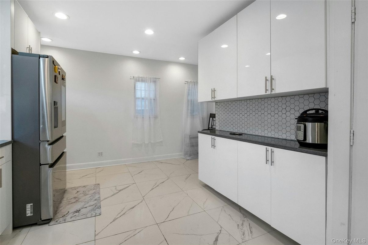 Interior, Kitchen, Marble, Recessed Lighting