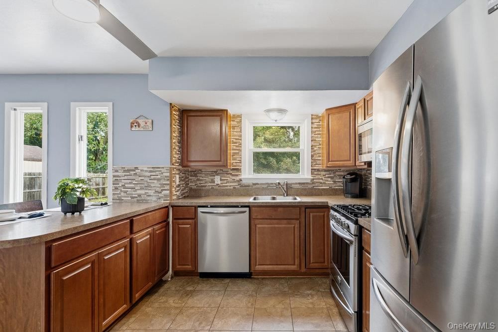Interior, Kitchen, Stainless Steel Appliances