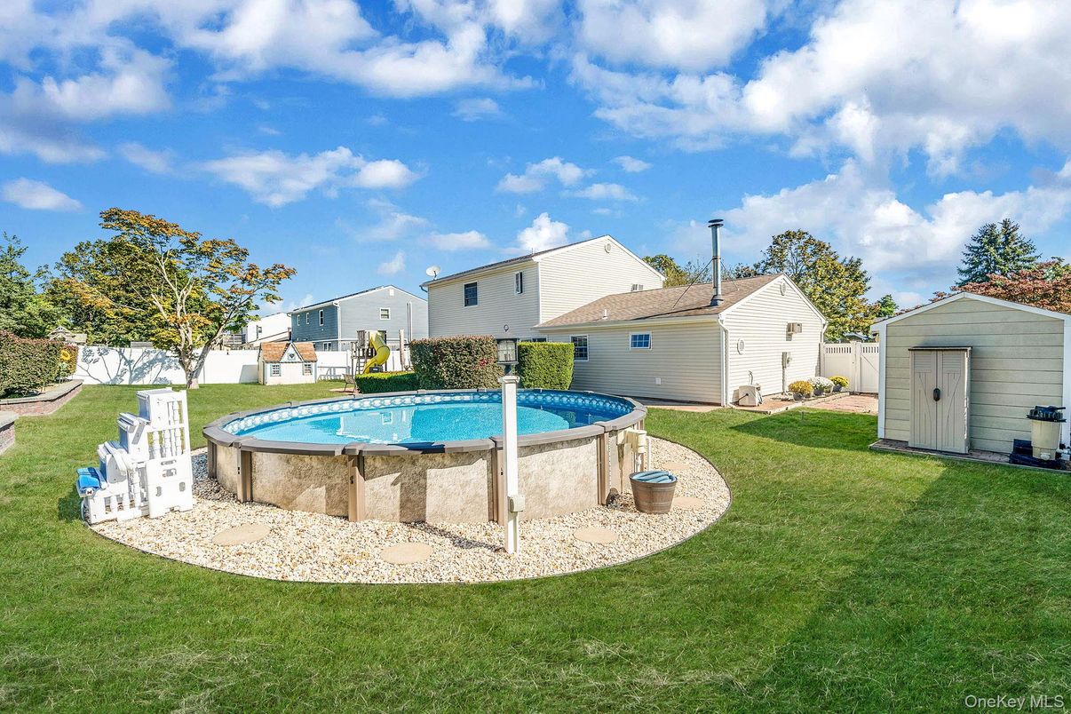 Backyard, Exterior, Pool