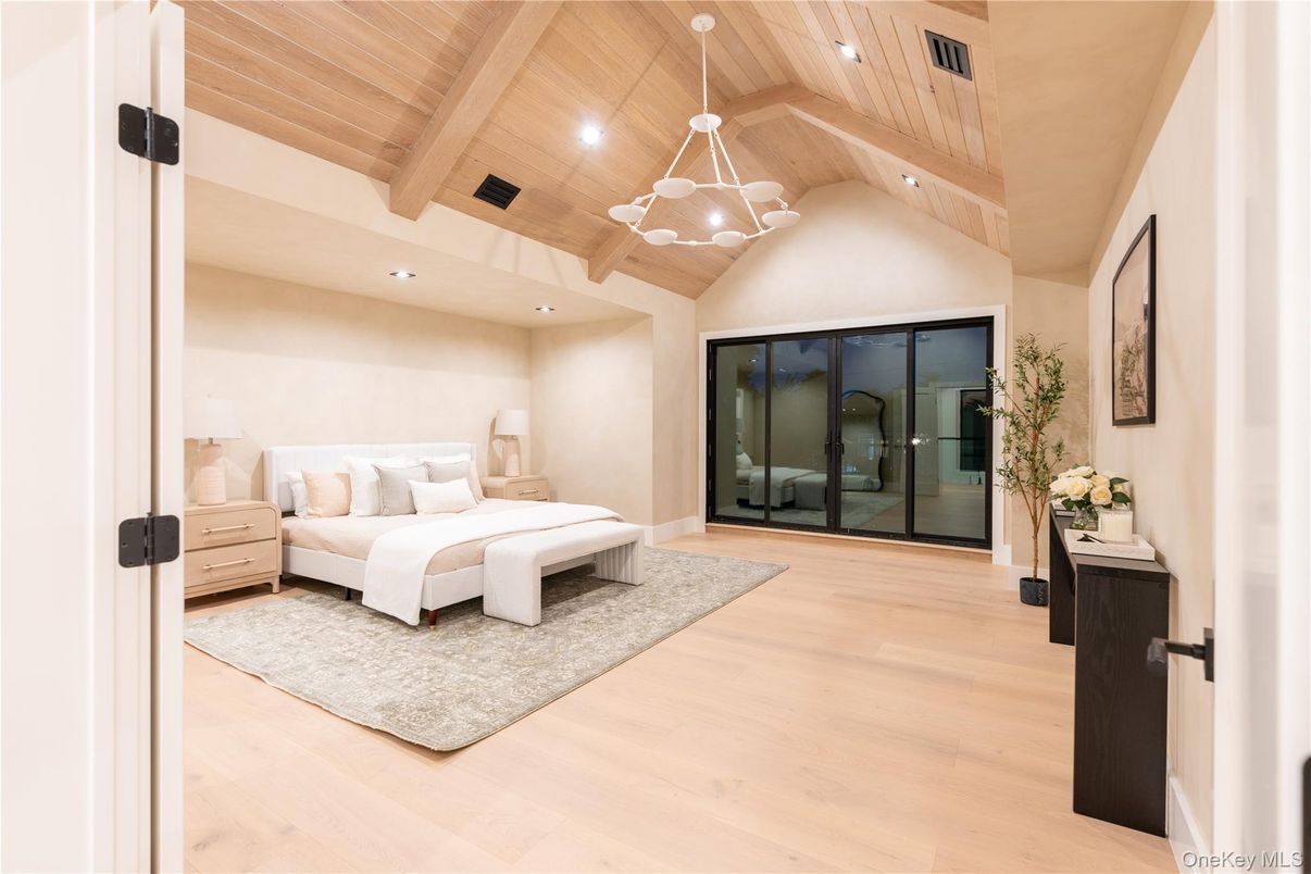 Bedroom, Interior, Recessed Lighting, Wooden Beams, Wooden Ceilings, Wood Texture Flooring