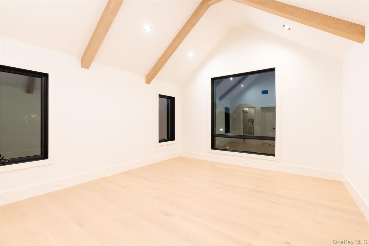 Empty room, Interior, Recessed Lighting, Wooden Beams, Wood Texture Flooring