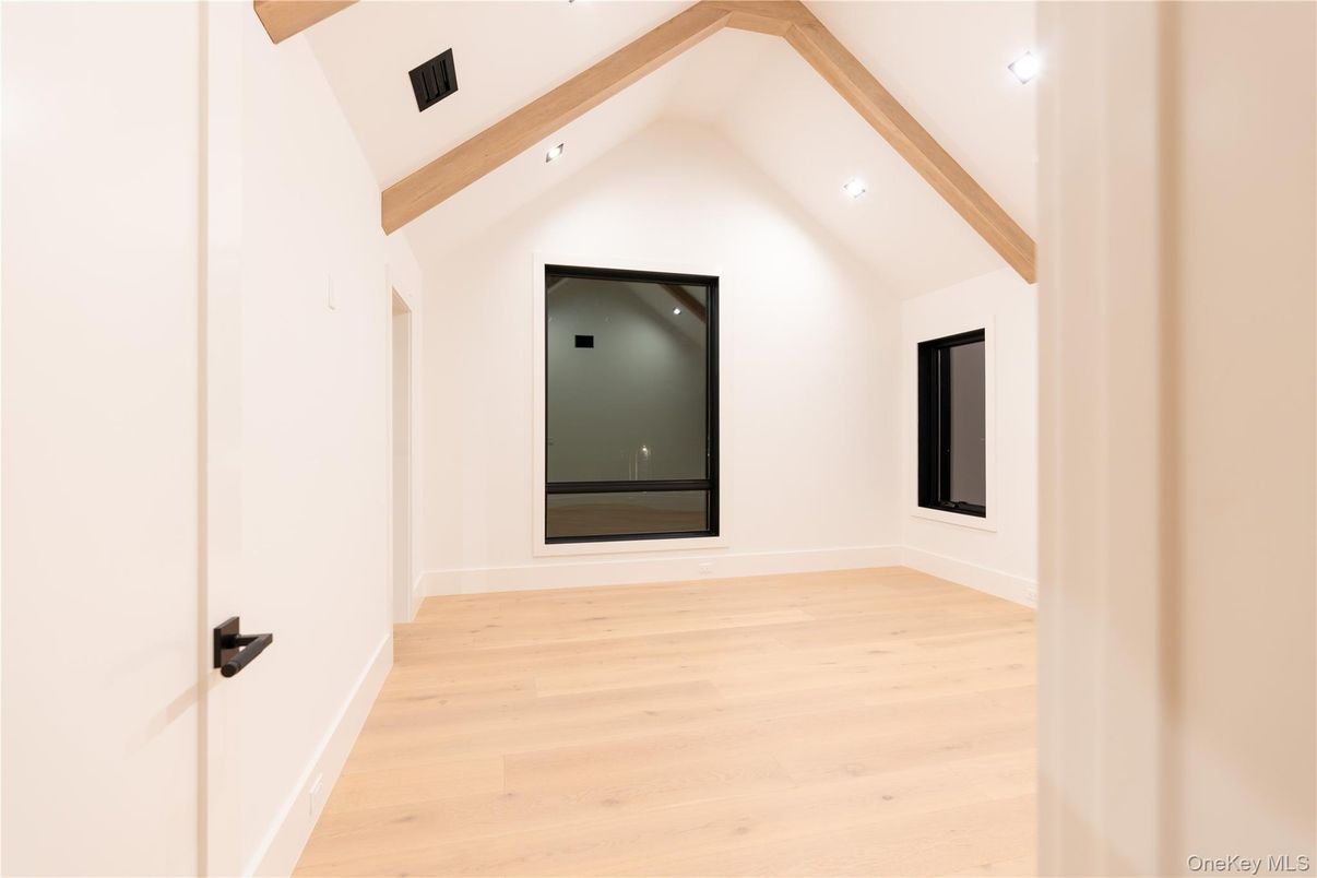 Empty room, Interior, Recessed Lighting, Wooden Beams, Wood Texture Flooring