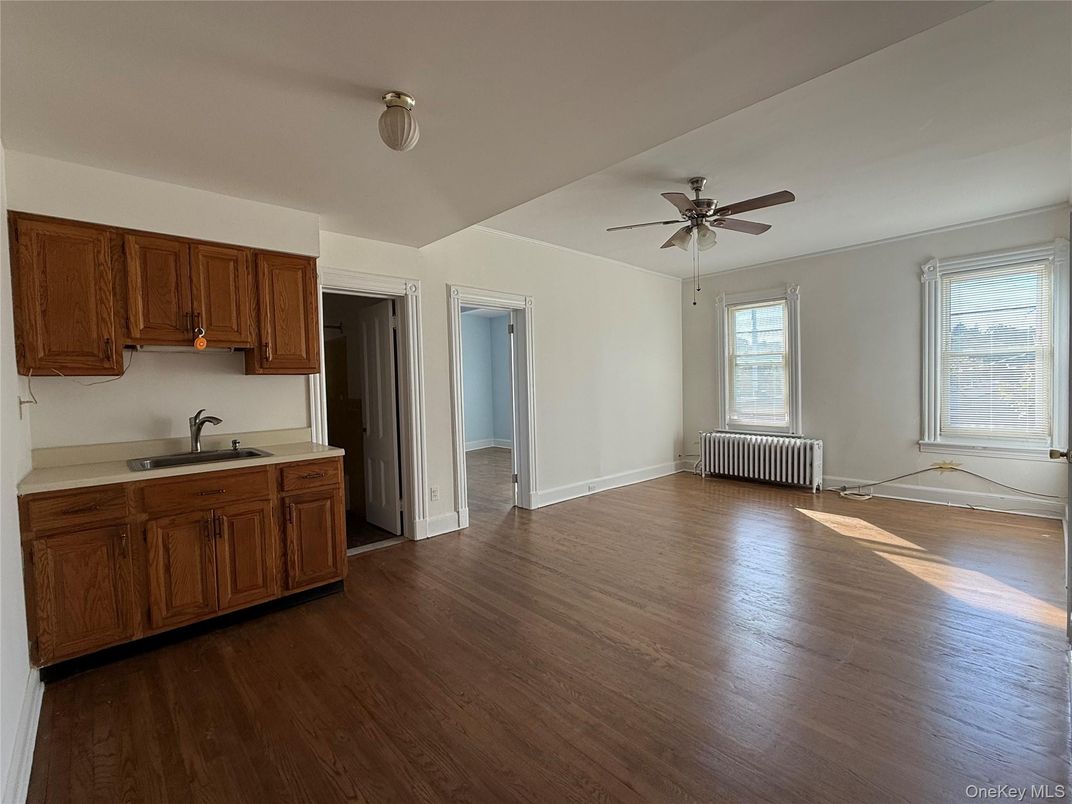 Empty room, Interior, Kitchen, Wood Texture Flooring