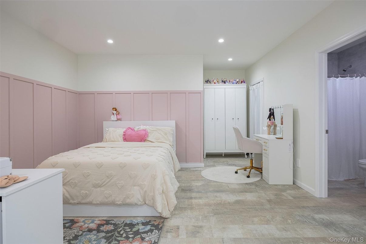 Bedroom, Home Office, Interior, Recessed Lighting