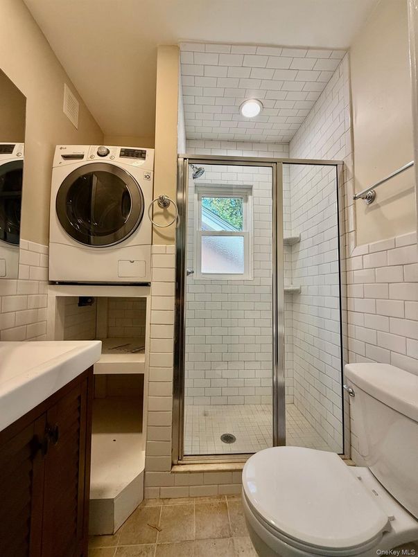 Bathroom, Glass Shower, Interior, Recessed Lighting, Washer