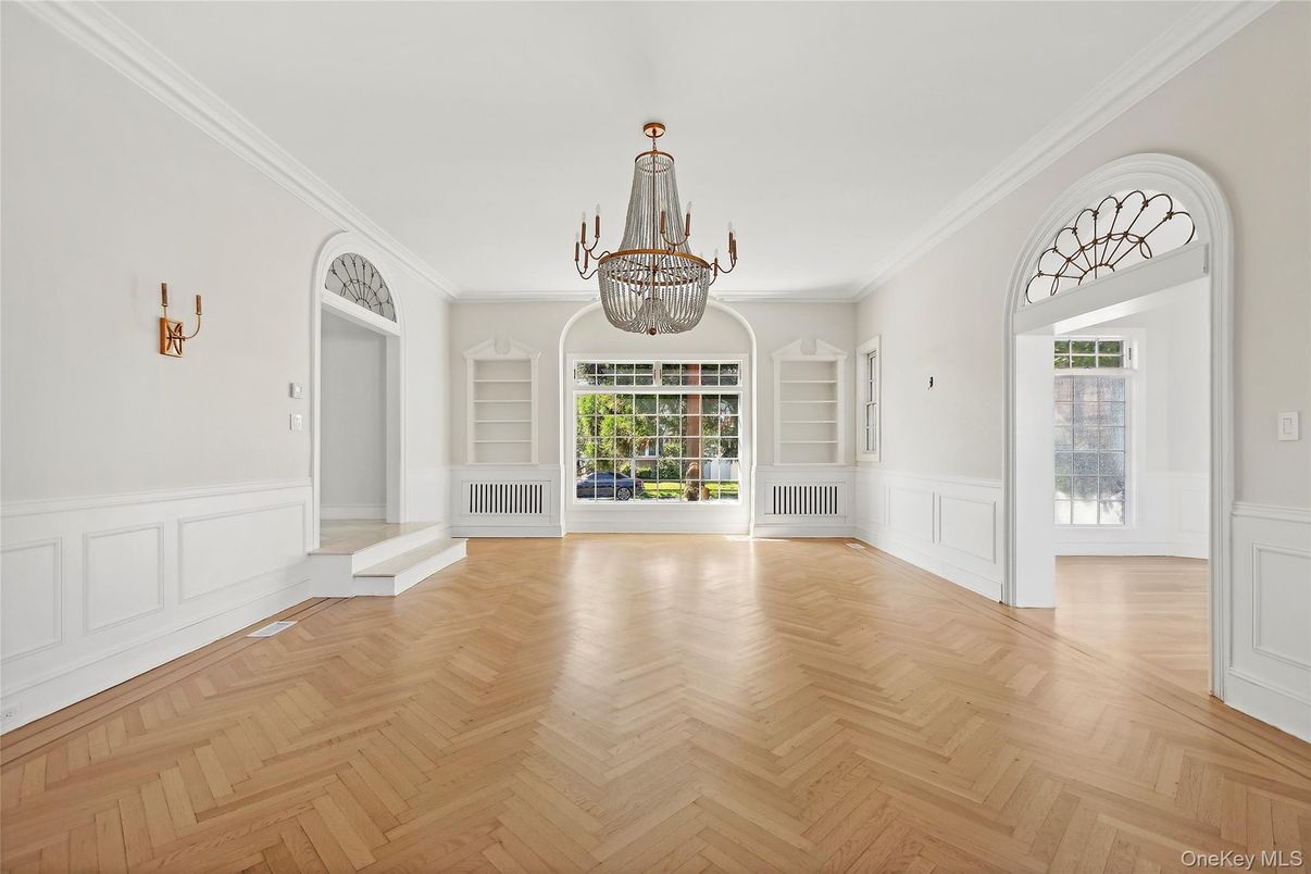 Chandelier, Empty room, Interior, Wood Texture Flooring
