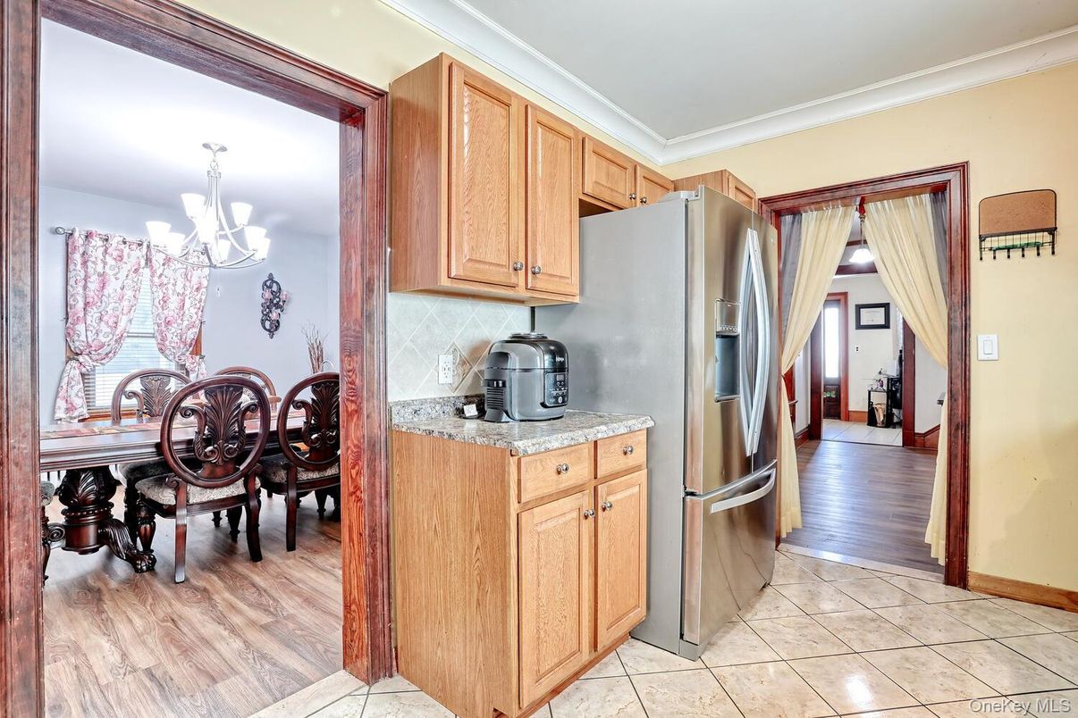 Chandelier, Dining room, Interior, Kitchen, Wood Texture Flooring