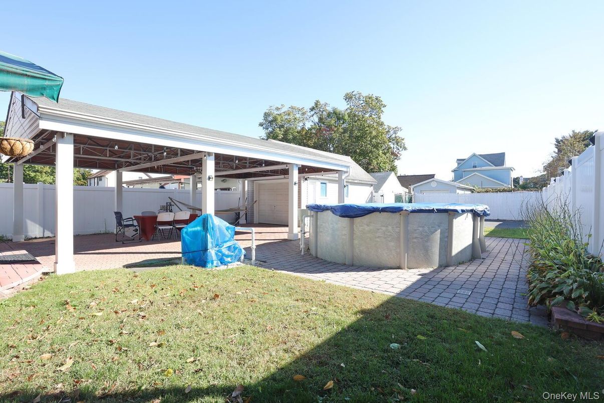 Backyard, Exterior, Pool