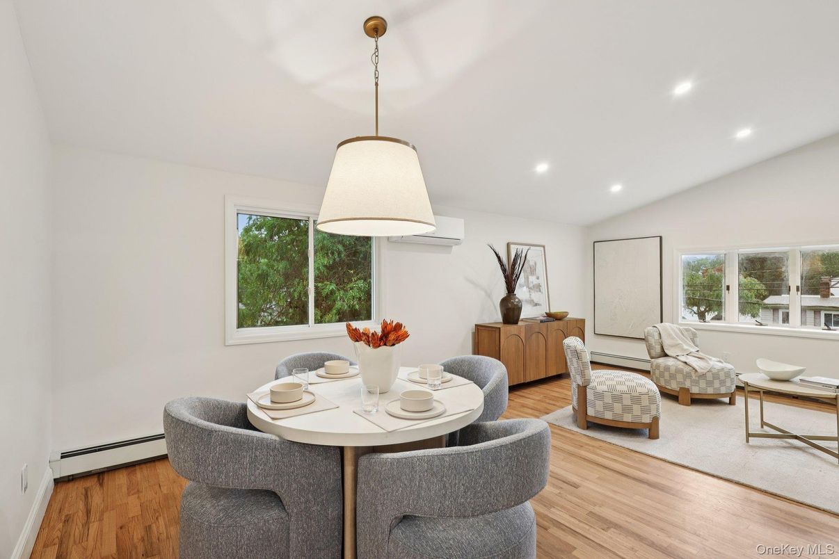Dining room, Interior, Living room, Pendant Lights, Recessed Lighting, Wood Texture Flooring