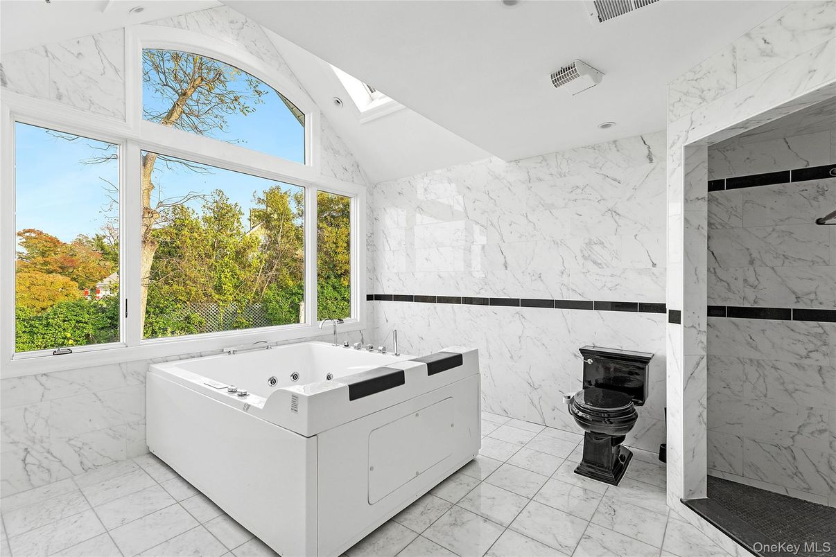 Bathroom, Interior, Marble, Marble Walls