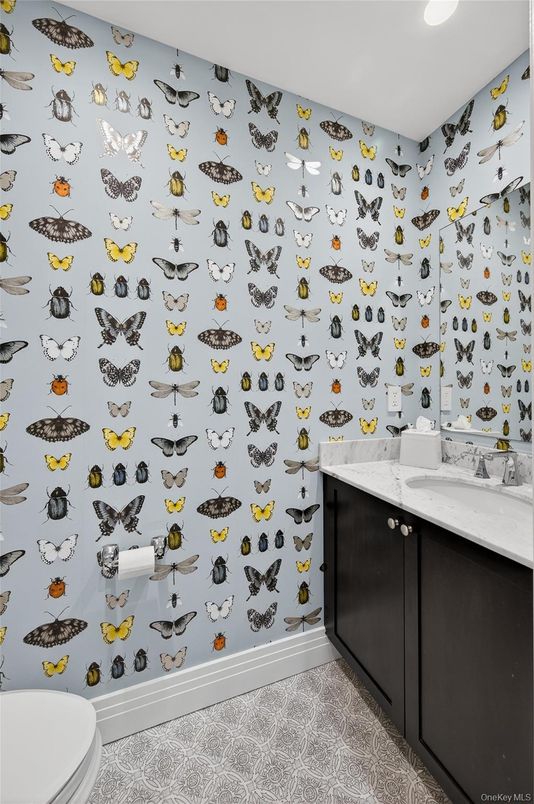 Bathroom, Interior, Recessed Lighting