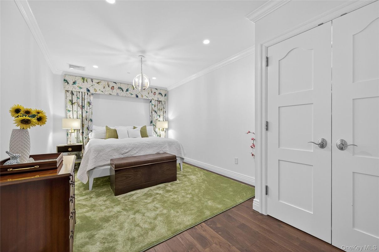 Bedroom, Interior, Pendant Lights, Recessed Lighting, Wood Texture Flooring