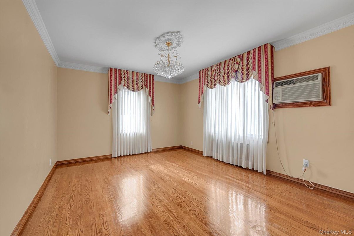 Chandelier, Empty room, Interior, Wood Texture Flooring