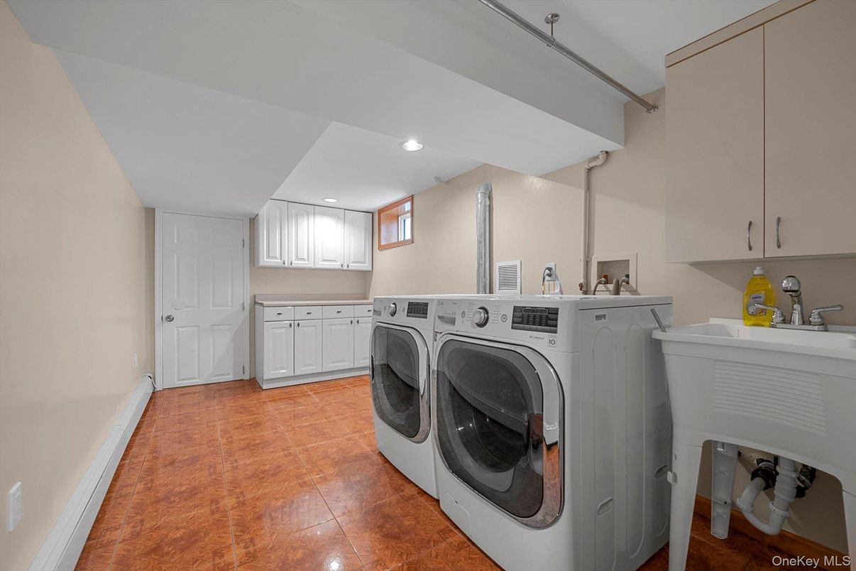 Interior, Recessed Lighting, Washer