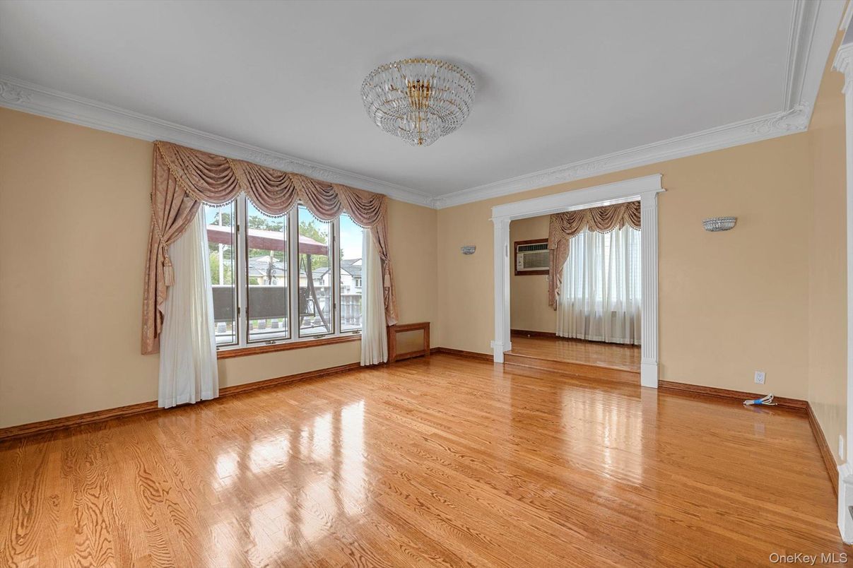 Chandelier, Empty room, Interior, Wood Texture Flooring