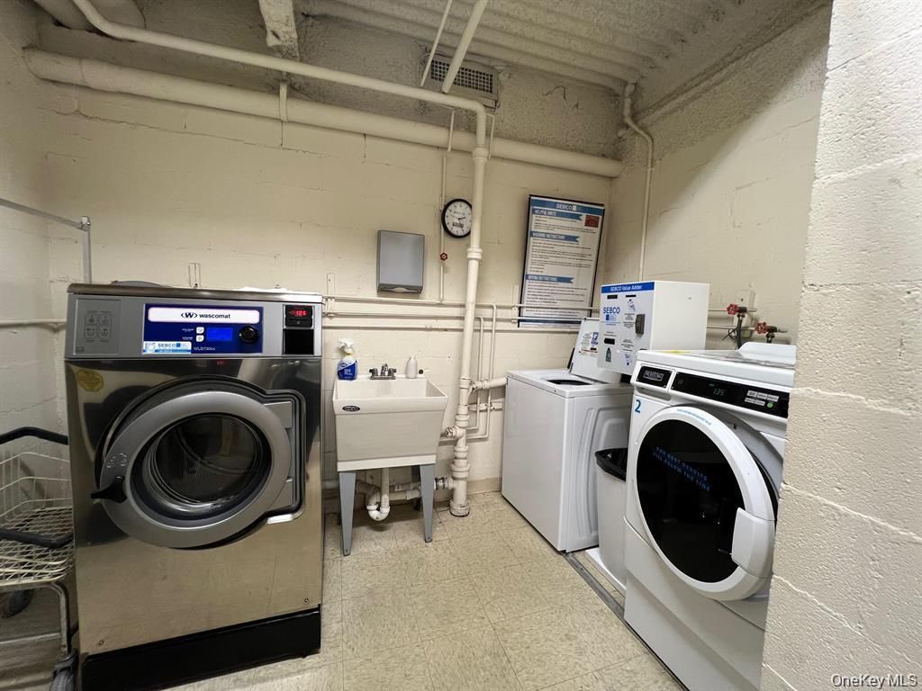 Interior, Washer