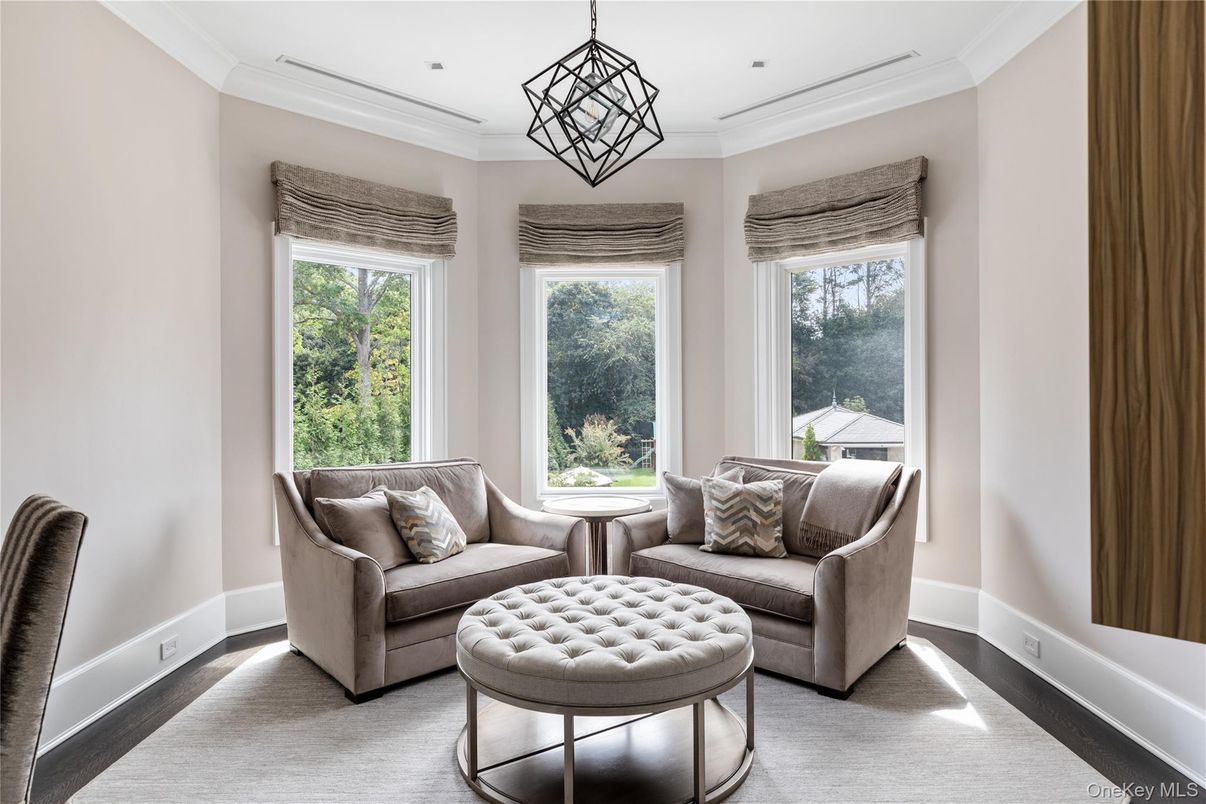 Interior, Living room, Pendant Lights, Recessed Lighting